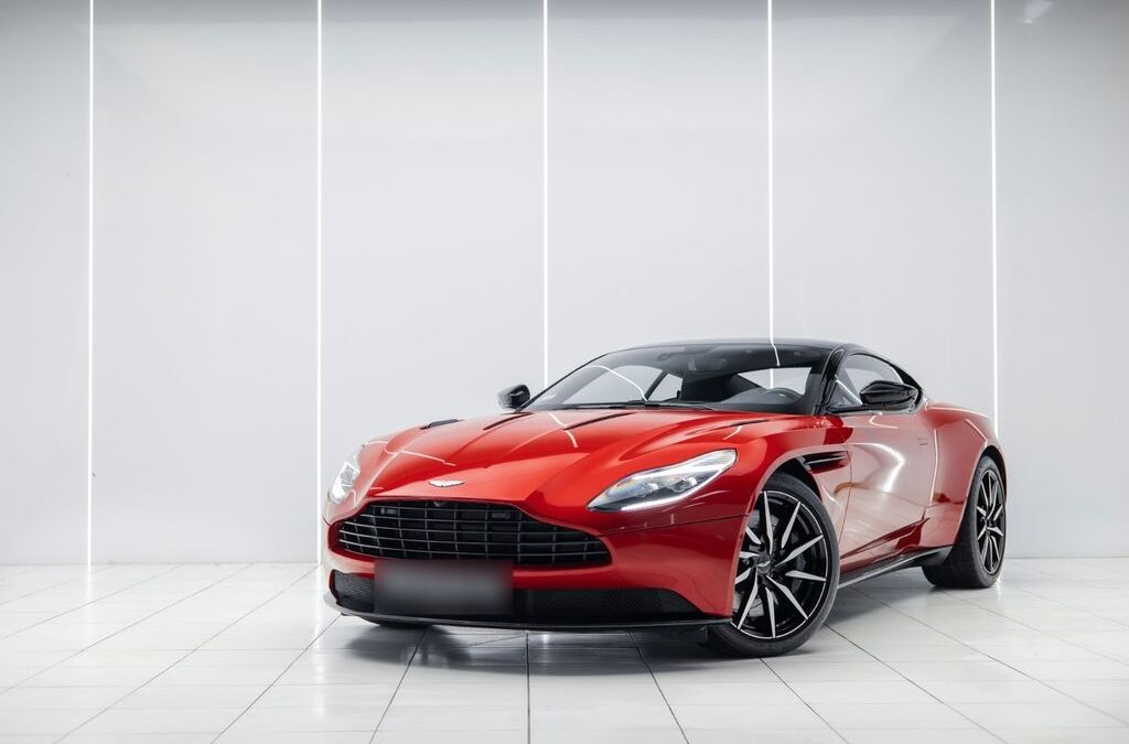 Aston Martin DB11 5.2 V12
