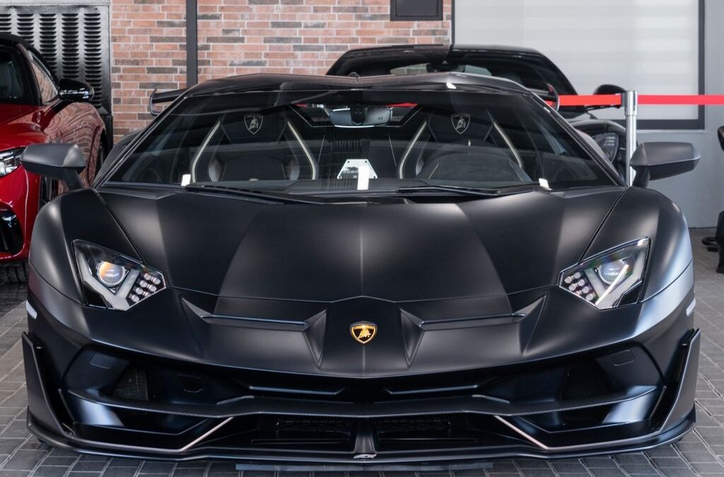 Lamborghini Aventador SVJ Roadster