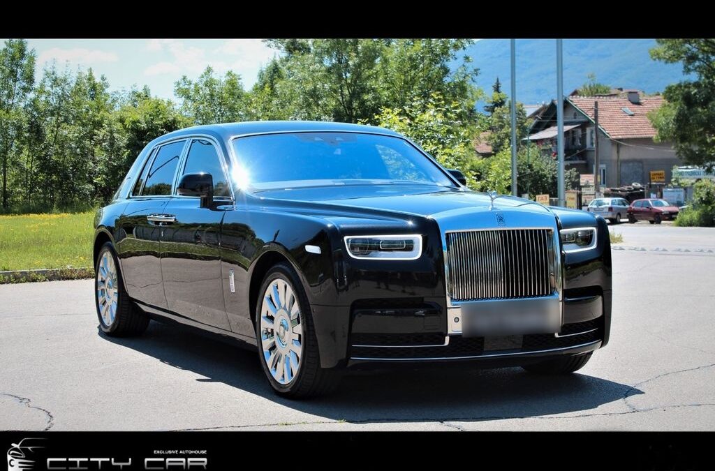 Rolls-Royce Phantom VIII/ SWB