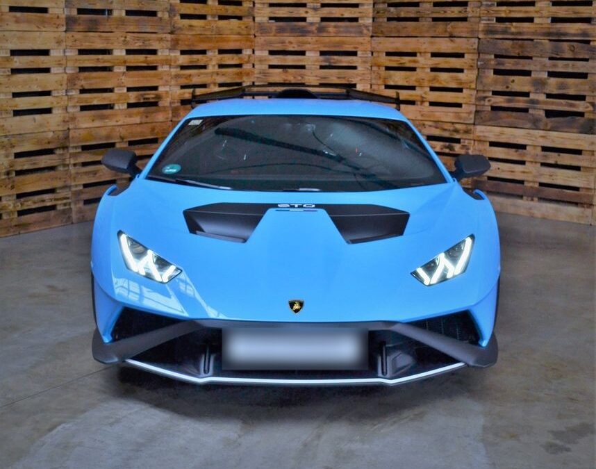 Lamborghini Huracán STO