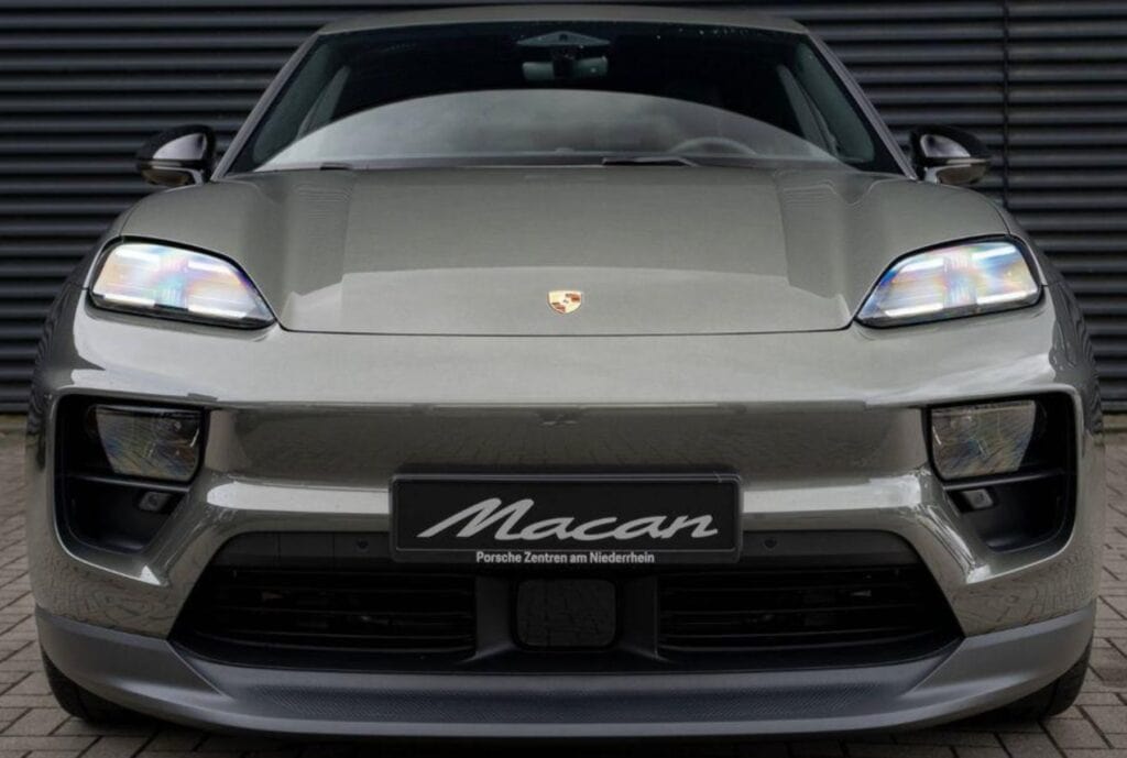 Porsche Macan 4 - img 29 13