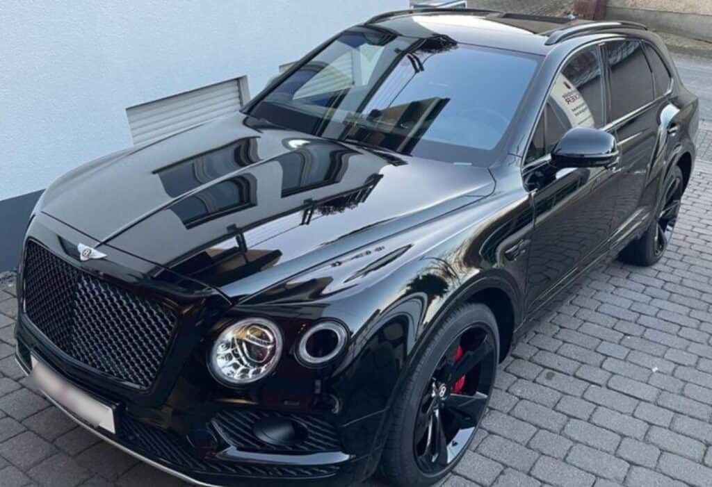 Bentley Bentayga V8 CENTENARY/MULLINER 100 J. EDITION - img 01 46