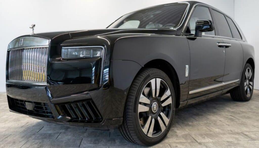 Rolls-Royce Cullinan  - img 08 18