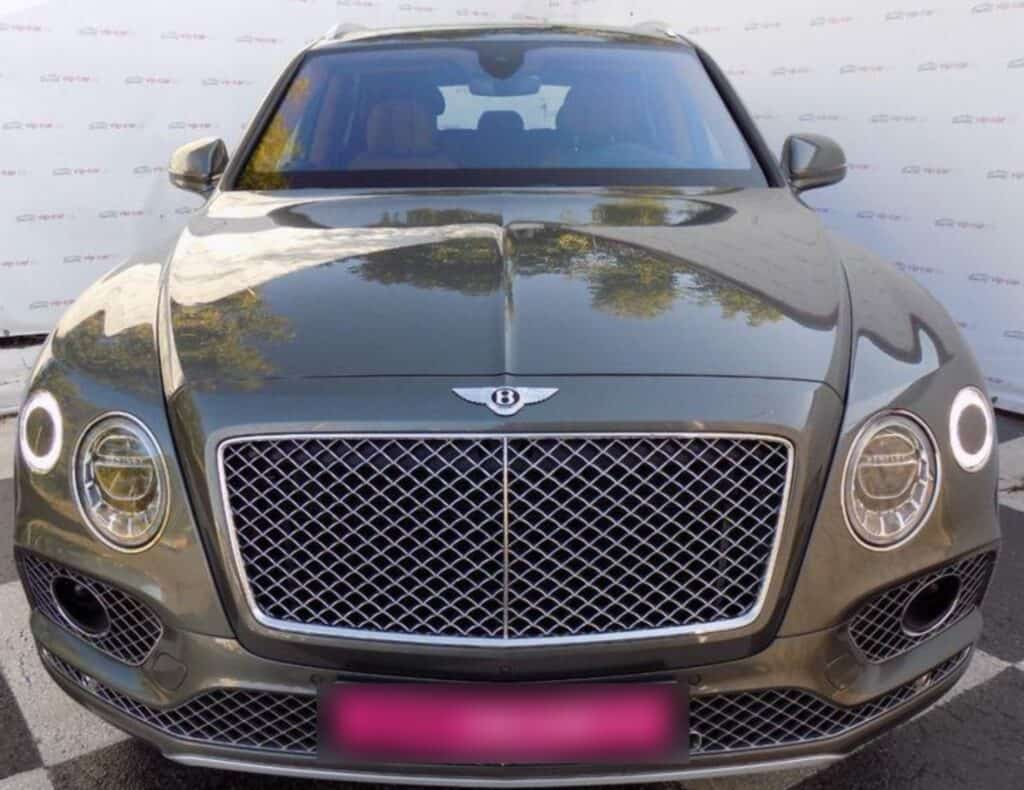 Bentley Bentayga V12 4WD - img 10 34