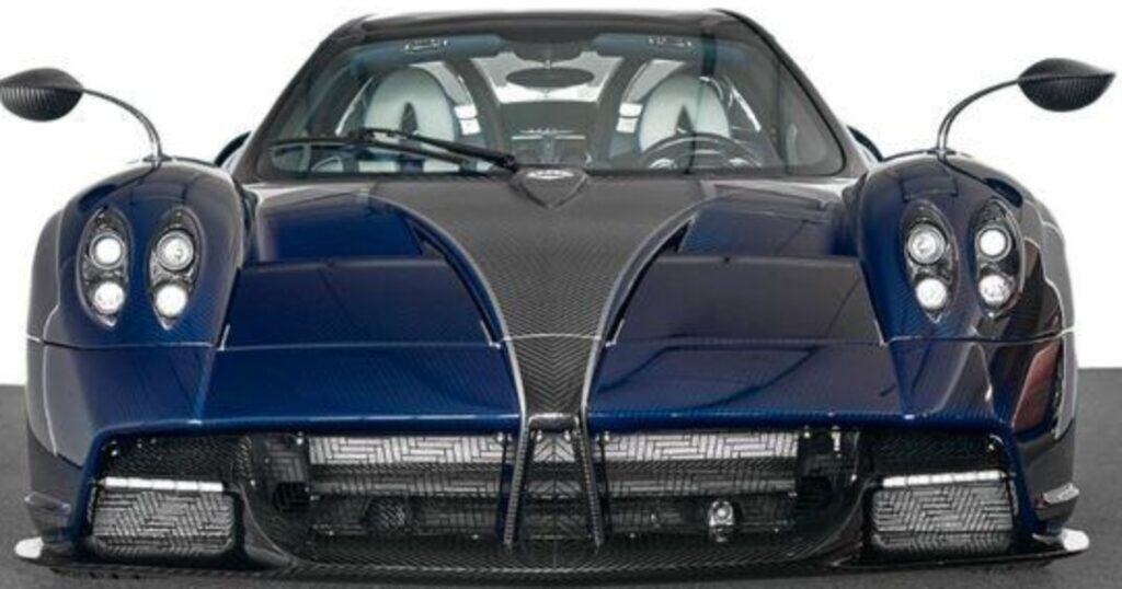 Pagani Roadster - img 14 22