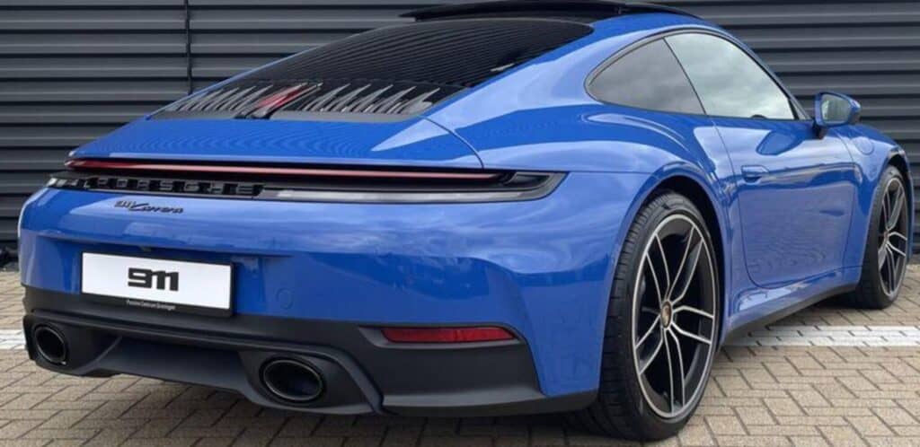 Porsche 992 Carrera - img 04 123
