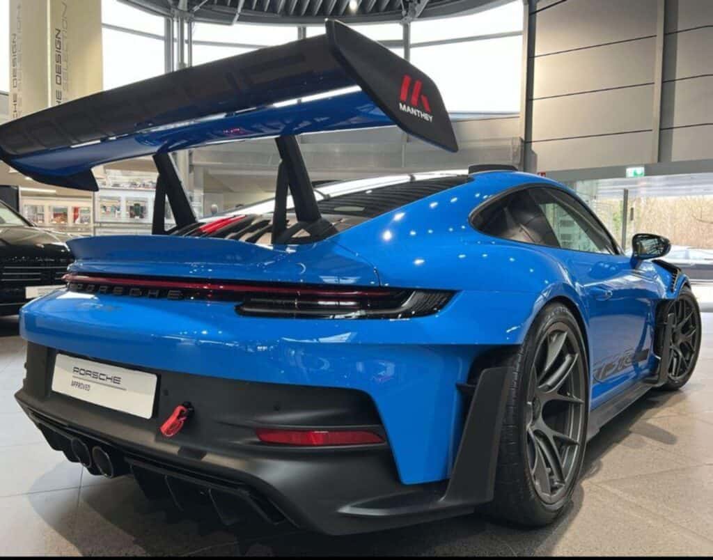 Porsche 992 911 GT3 RS - img 11 221