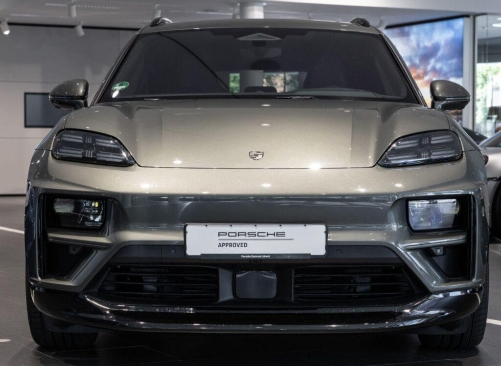 Porsche Macan Turbo Electro - img 11 100