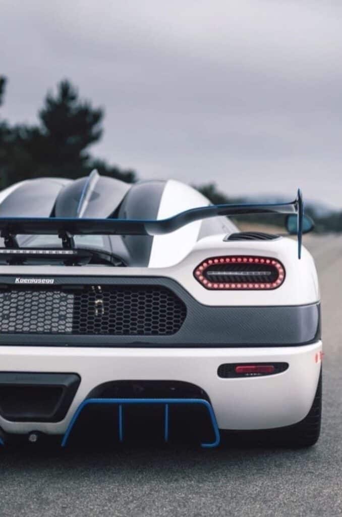 Koenigsegg Jesko - WhatsApp Image 2025 11 04 at 22.55.49