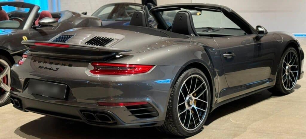 Porsche 991 911 Turbo S Cabrío - file8 42