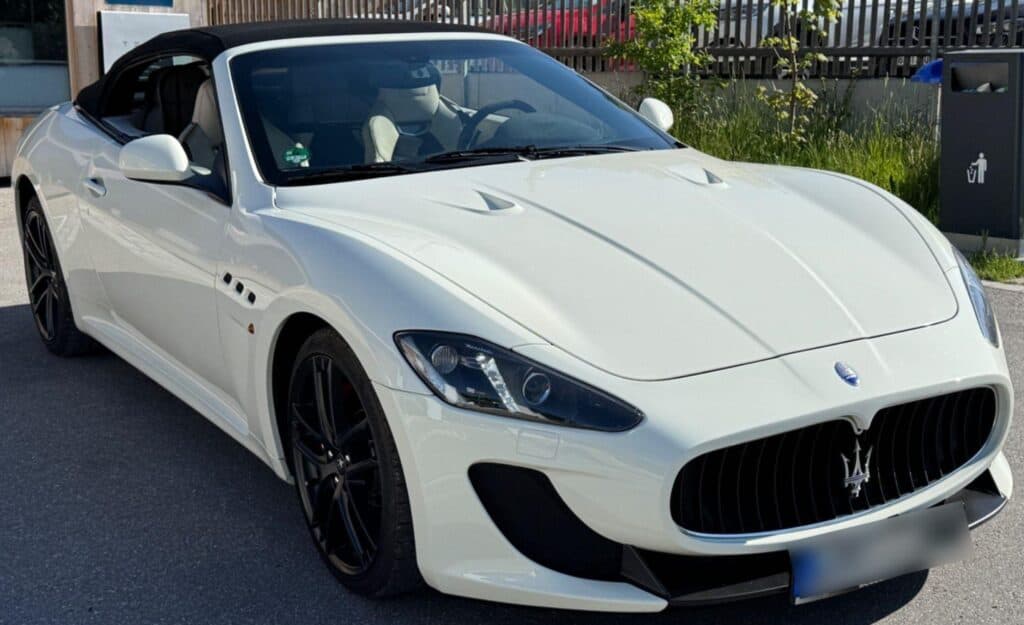 Maserati GranCabrio MC 4.7 V8 - file9 135