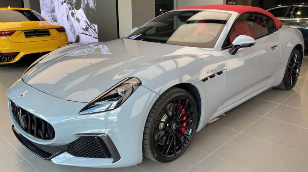 Maserati GranCabrio 3.0 V6 Trofeo - img 05 75