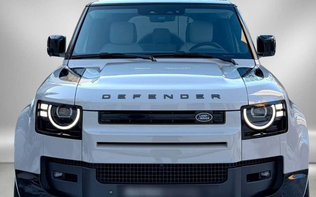 Land Rover Defender X-Dynamic HSE V8 MY26 Head Up