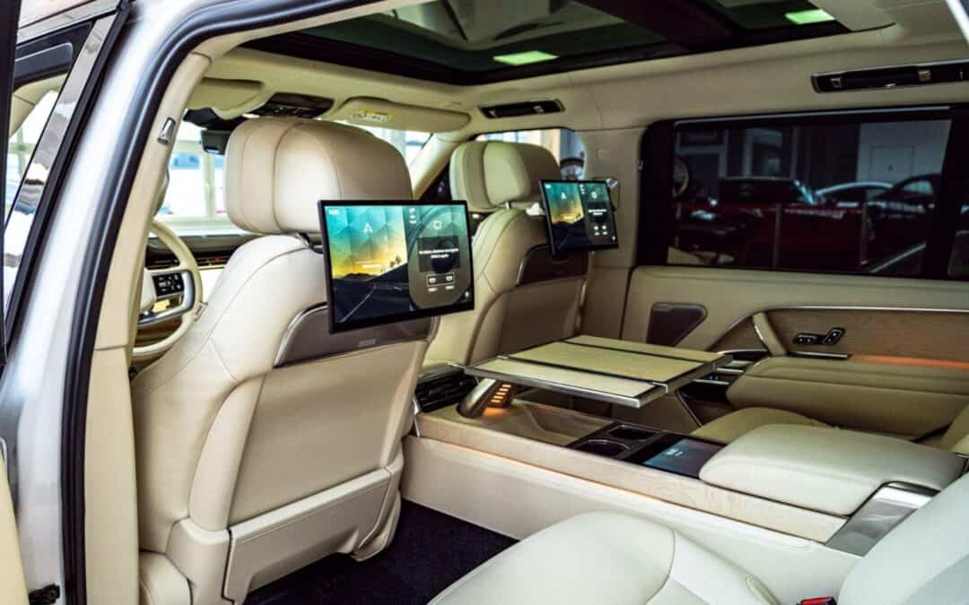 Land Rover Range Rover P615 LWB SV Signature Suite/TV/White