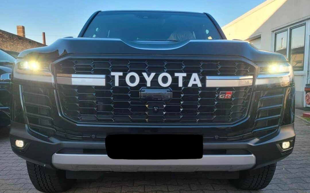 Toyota Land Cruiser LC300 GAZOO Racing/NEU/VOLL