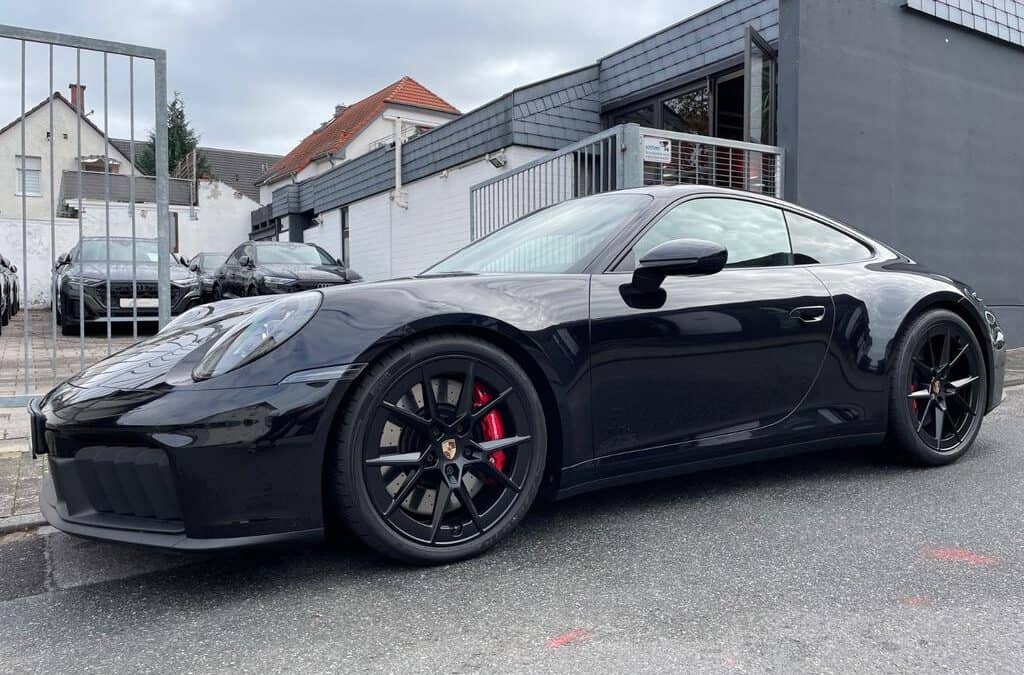 Porsche 992 911 Carrera 4 GTS Coupé T-Hybrid |B…