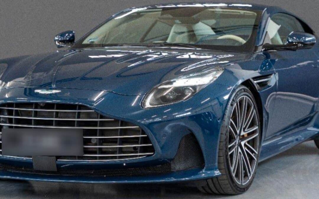 Aston Martin DB12 4.0 V8