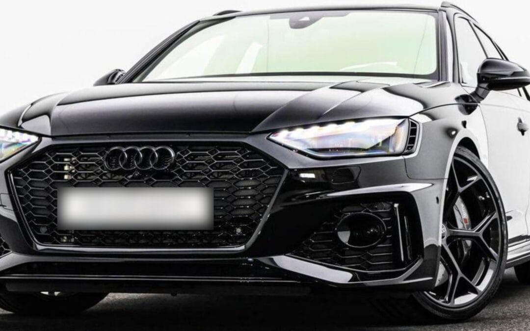 Audi RS4 COMPETITON PLUS ACC/HuD/PANO…