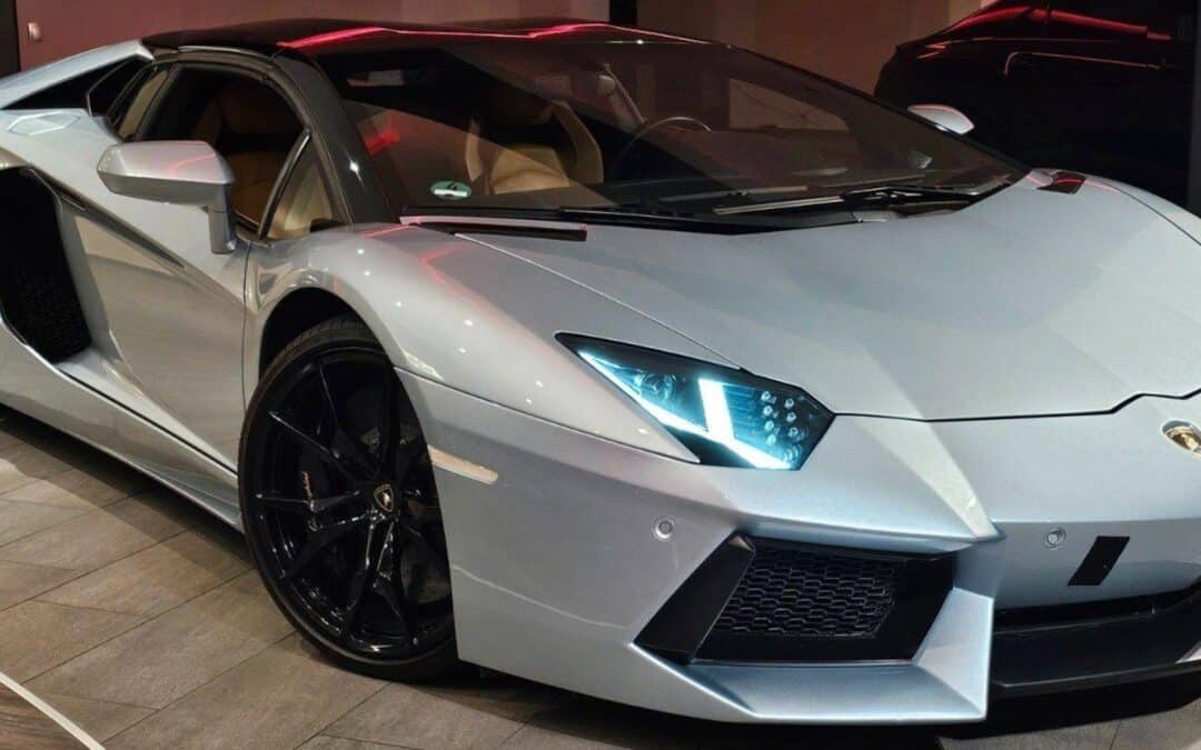 Lamborghini Aventador LP 700-4 Roadster 19% MwSt ausweis…