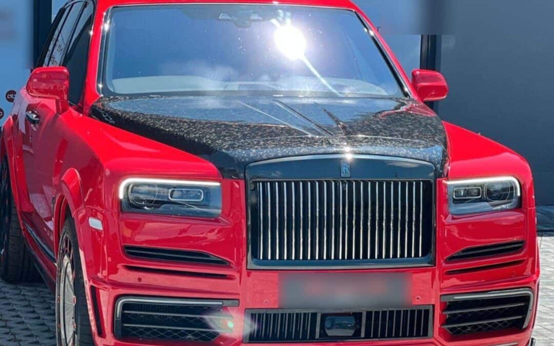 Rolls-Royce Cullinan Black Badge Mansory Red 1 OF 1