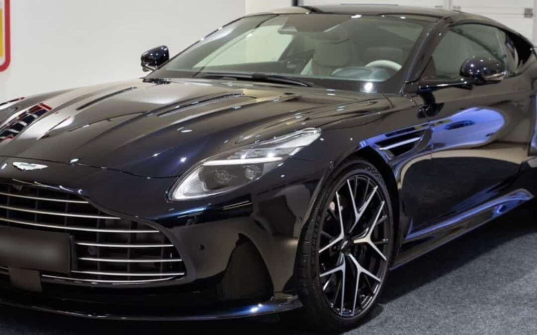 Aston Martin DB12 4.0 V8