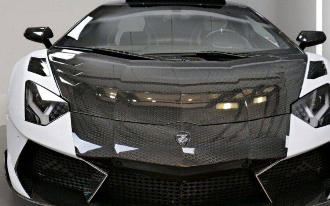 Lamborghini Aventador / MANSORY CARBONADO GT
