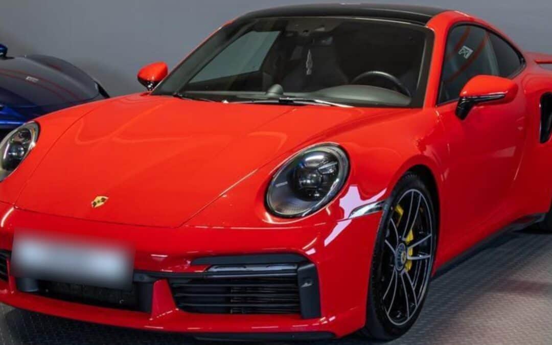 Porsche 911 Turbo S PDLS+ LEDER PANO LIFT PCCB SPORT-AGA