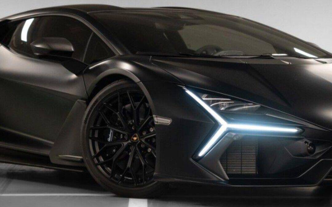 Lamborghini Revuelto 6.5 V12 HPEV