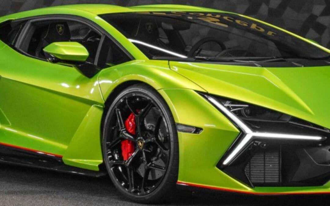 Lamborghini Revuelto AD PERSONAM – VERDE CITREA / ROSSO MARS