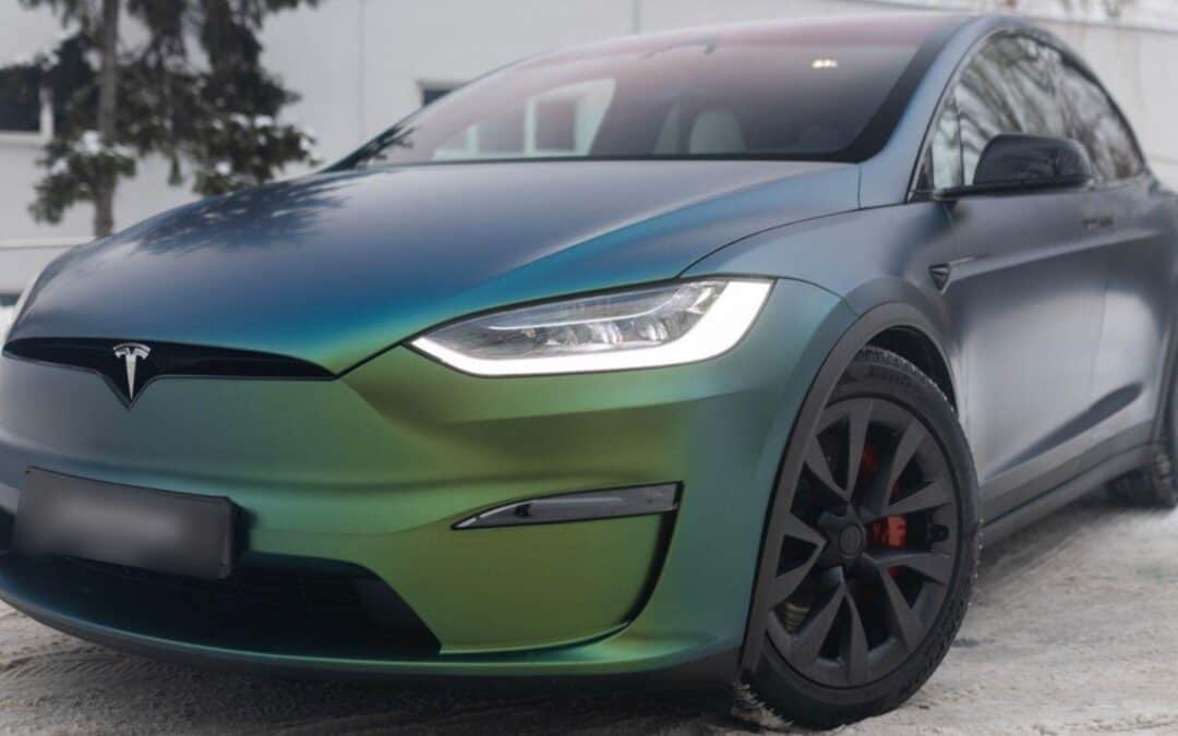 Tesla Model X Plaid