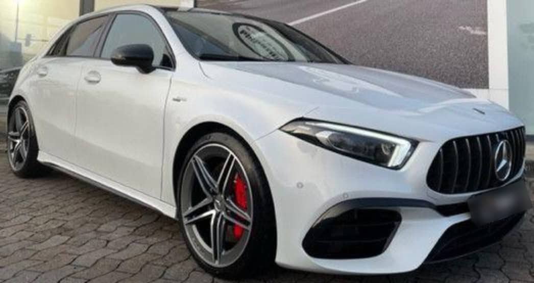 Mercedes-Benz A 45S AMG, Multibeam, Glasdach, Alcantara uvm.