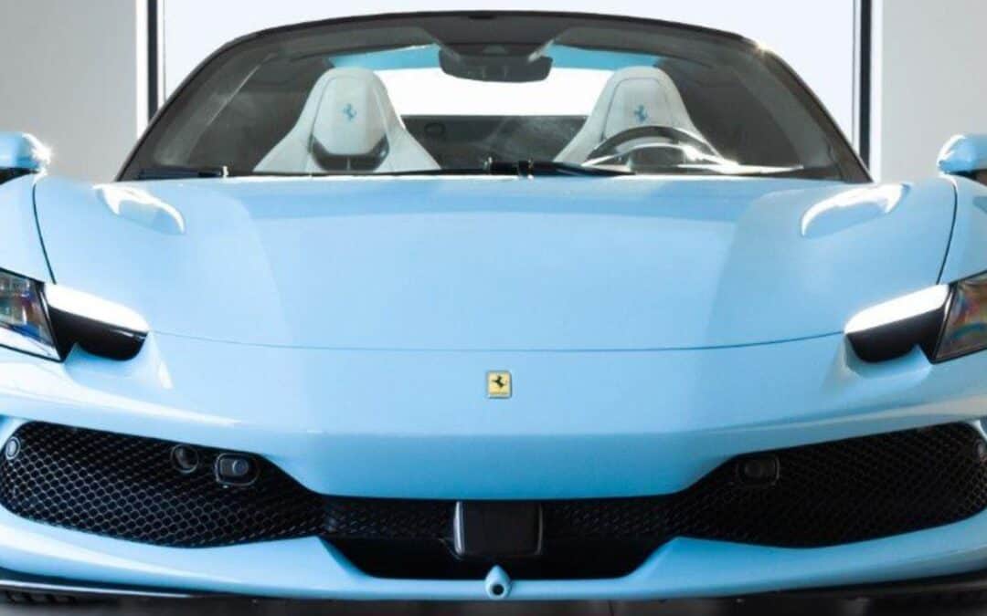 Ferrari 296 GTS – Azzurro La Plata, Carbon Ext.