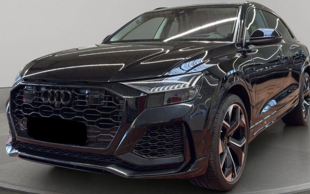 Audi RSQ8 4.0 TFSI qu AHK+MATRIX+B&O+PAN…