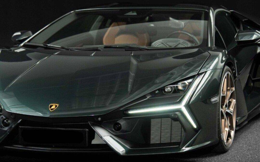 Lamborghini Revuelto 6.5 V12 HPEV