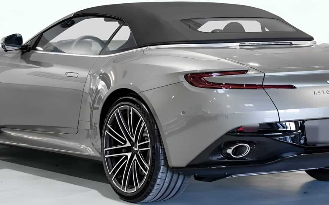Aston Martin DB12 Volante