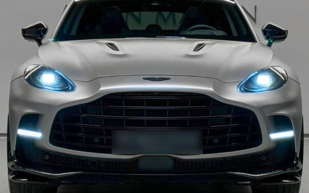 Aston Martin DBX707