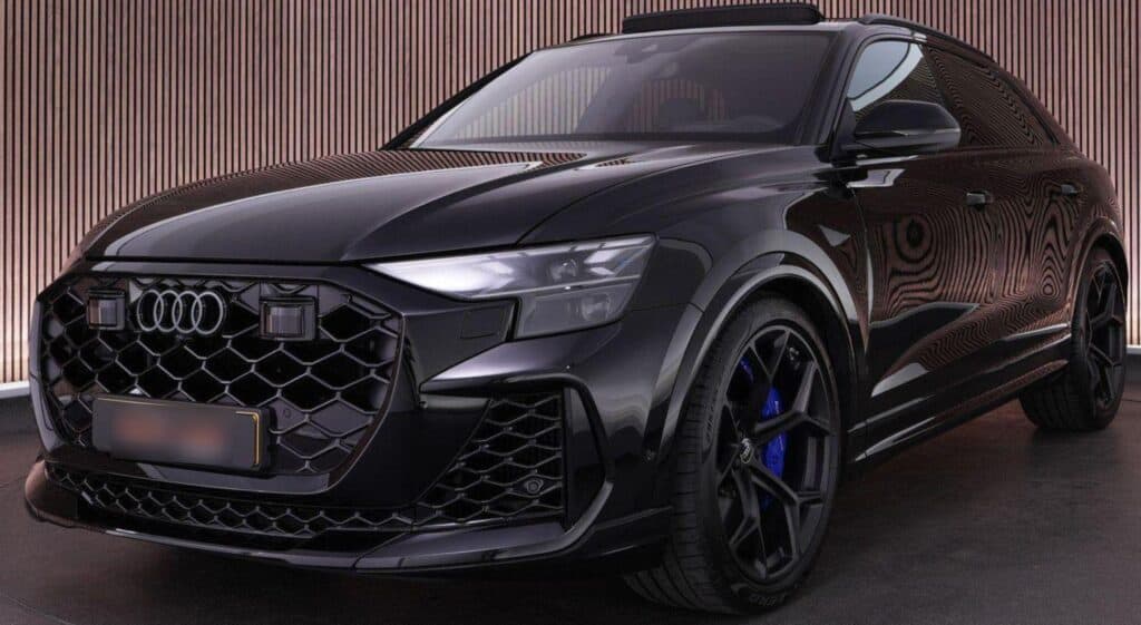 Audi RSQ8 Performance 4.0 - file12 34