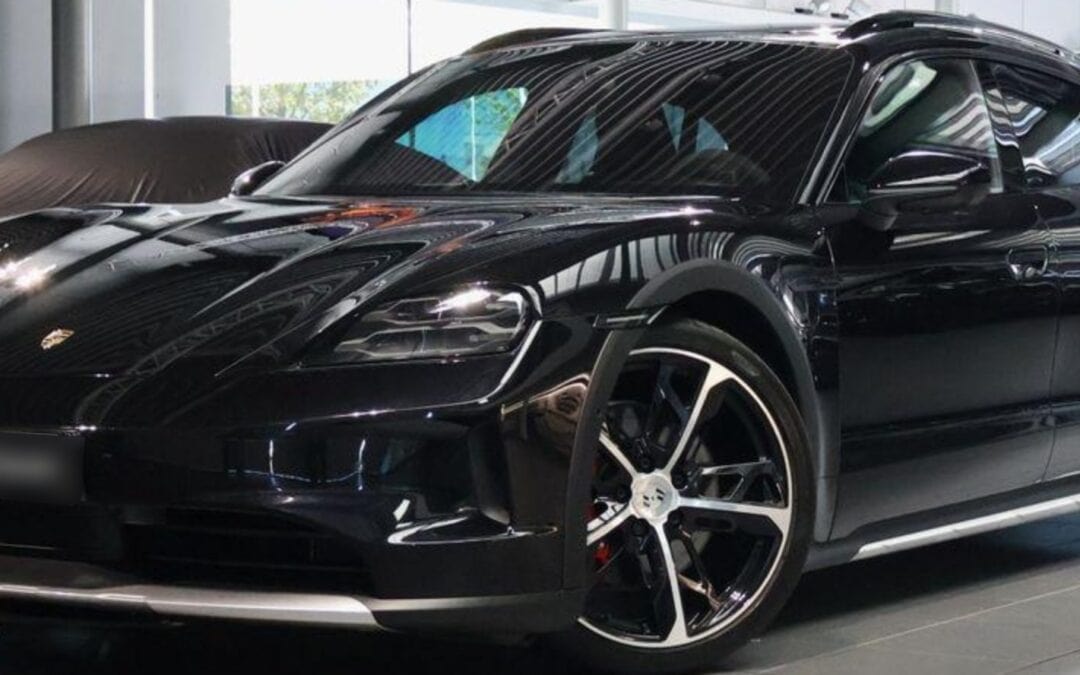 Porsche Taycan 4S Cross Turismo