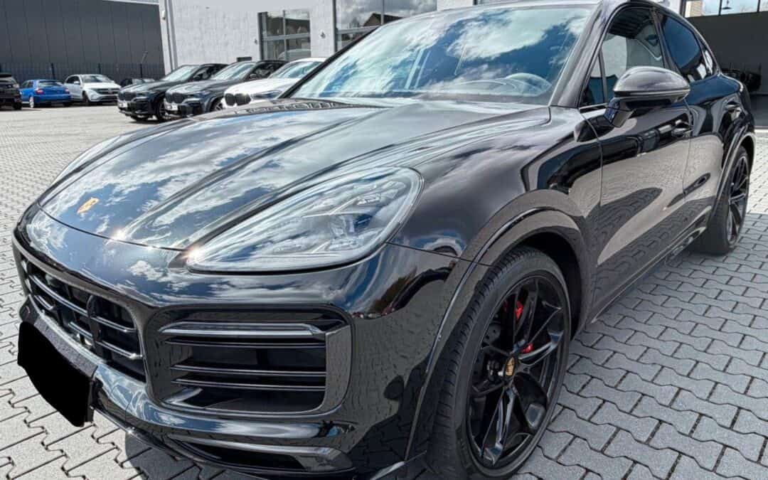 Porsche CAYENNE COUPE/GTS