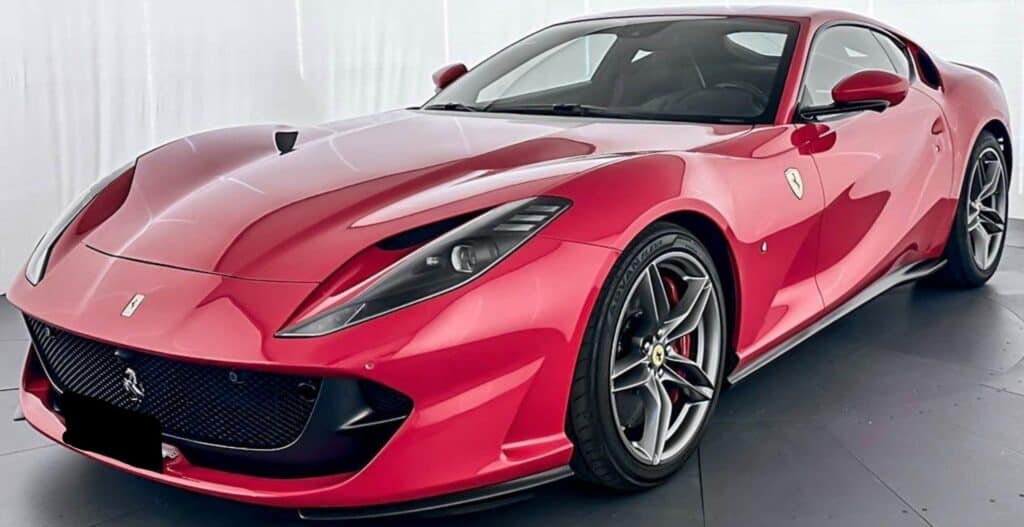 Ferrari 812 6.5 V12 Superfast DCT - img 08 125