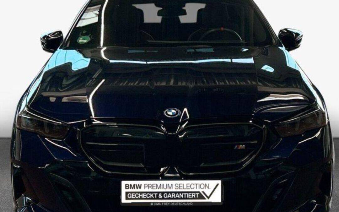BMW i5 M60
