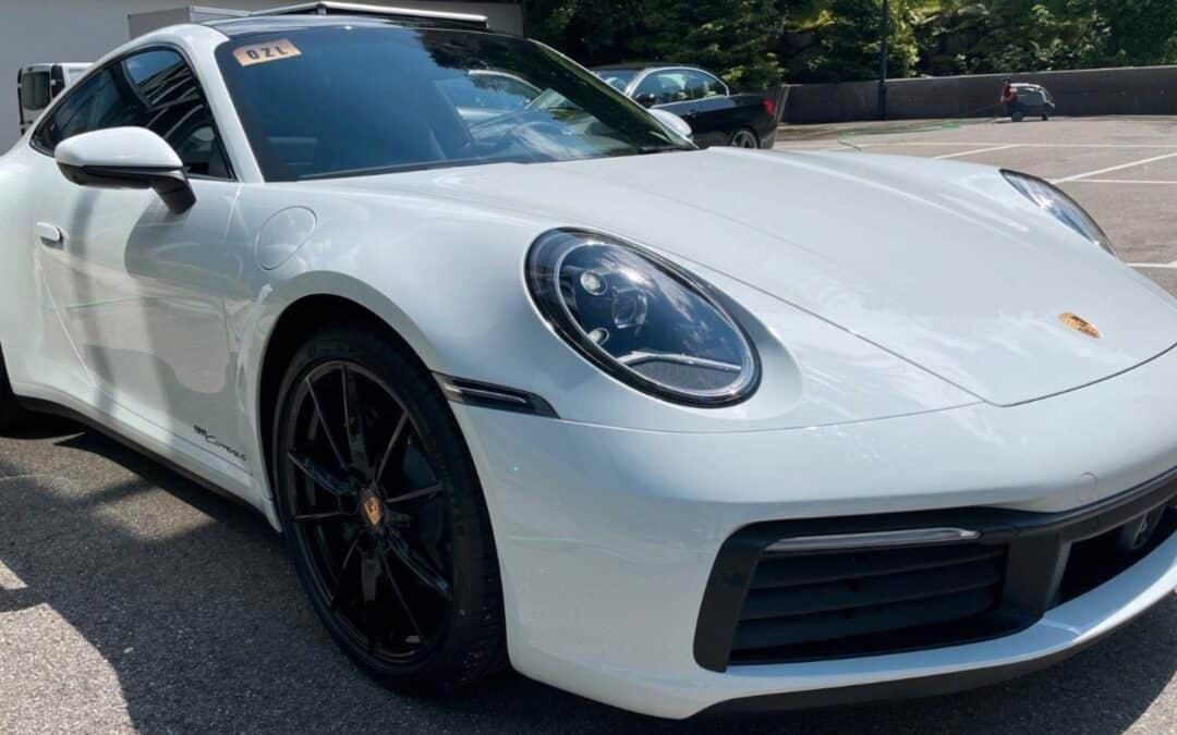 Porsche 911 Carrera 4