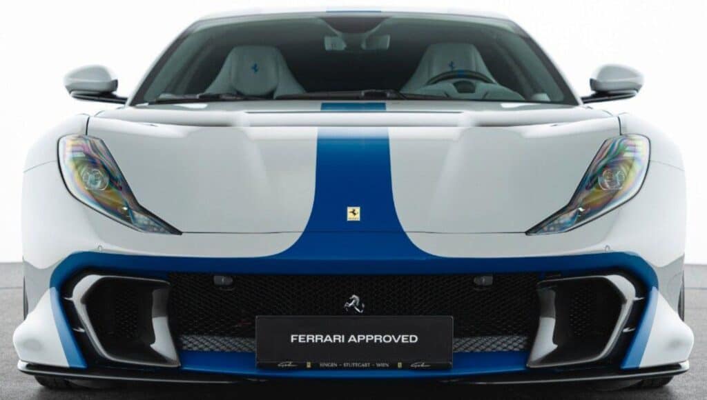 Ferrari 812 Competizione "Tailor Made" - img 10 36