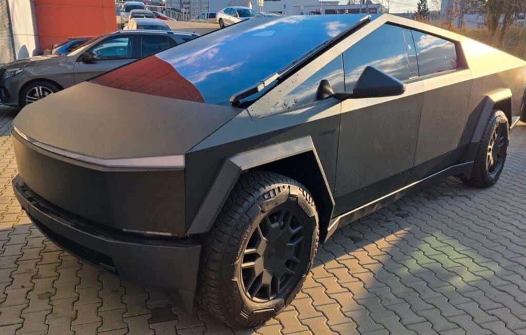 Tesla CYBERBEAST-CYBERTRUCK 844PS 3x - img 08 17