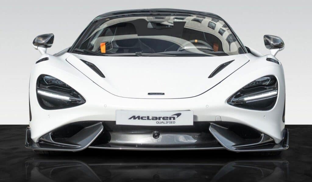 McLaren 765LT Spider - 133528 img 04 rhtfq McLaren 765LT Spider - 133528 img 04 rhtfq
